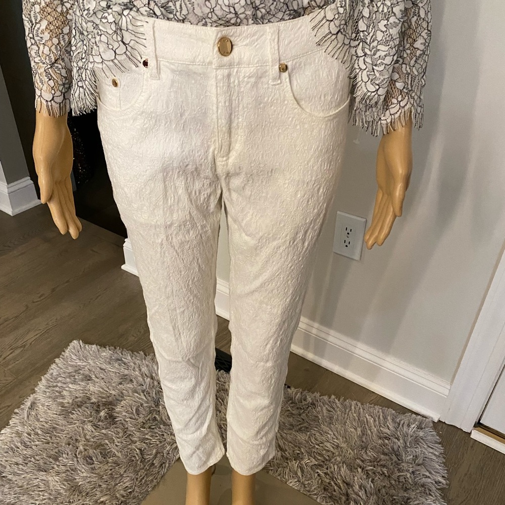 White lace 5 pocket jeans